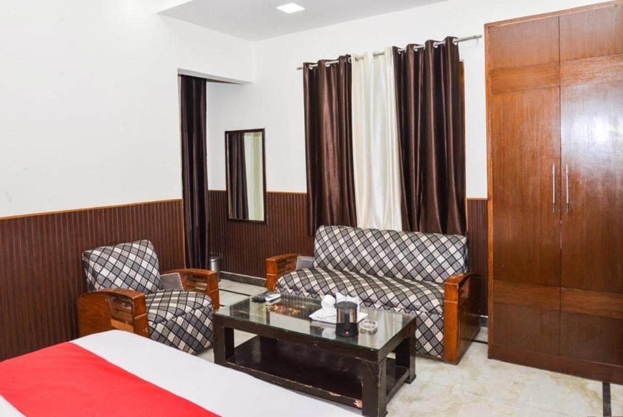 Del Fox Hotel, Delhi Airport Neu-Delhi Exterior foto